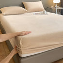 Axyaa Plush Velvet Fitted Sheet Set 3-Piece - High Quality Soft Mattress Cover & Pillowcase