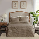 Axyaa Quebec Split Corner Bedspread: Classic Traditional Design, Lightweight, All Season Bedding Set