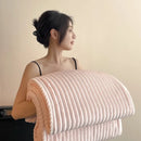 Axyaa Hemming Cationic Blanket: Skin-Friendly & Fluffy Multi-Functional Nap Blanket