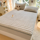 Axyaa Velvet Quilted Fitted Sheet, Thick Mattress Cover Protector, 180*200cm