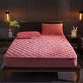 Axyaa Plush Quilted Mattress Cover | Soft & Warm Bed Fitted Sheet | Queen King Size