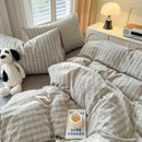 Axyaa Lattice Duvet Cover Set with Sheet & Pillowcases, Twin-Queen Size