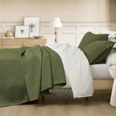 Axyaa Heather Dark Green Cotton Blend Queen Quilt Set
