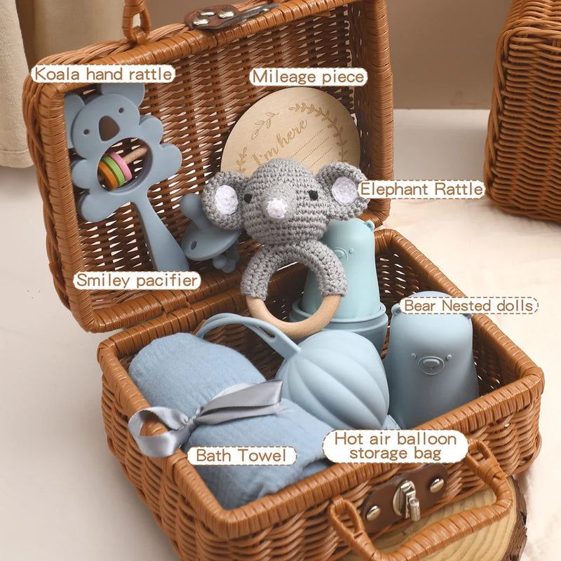 Axya Baby Montessori Set: Towel, Blanket, Bath Toys, Silicone Teether, Rattle - Newborn Gift