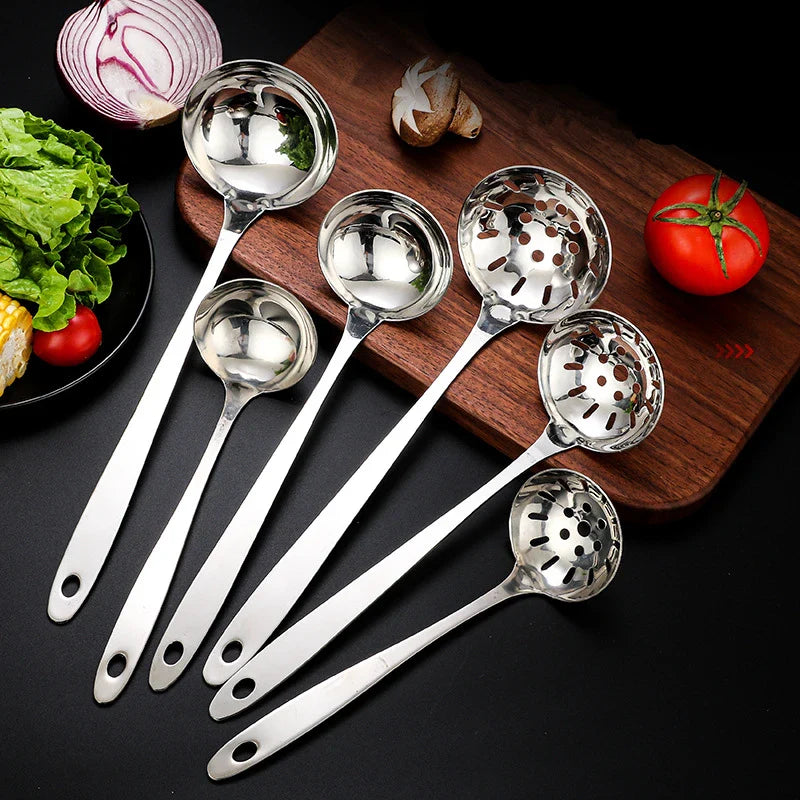 Axyaa Stainless Steel Long Handle Soup Spoon Colander for Hot Pot Kitchen Utensil