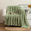 Axyaa Checkered Pattern Fleece Throw Blanket - Super Soft and Warm Blanket