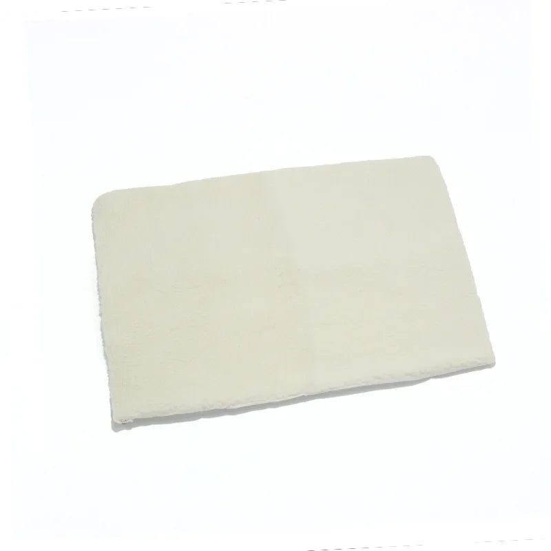 Axyaa Self-Heating Anti-Slip Pet Blanket for Cats and Dogs