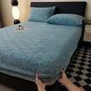 Axyaa Velvet Mattress Cover: Soft & Non-Slip Fitted Bed Sheet Protector for Bedroom