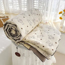 Axyaa Lightweight Double Gauze Quilt: Queen Size Soft Soya Fibre Comforter