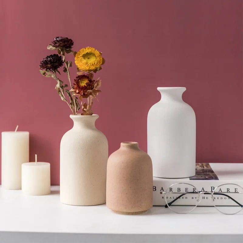 Ceramic Vase for Dining Table & Wedding Decor - Axyaa Home Living Room Vase