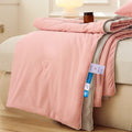 Axyaa Summer Cooling Comforter in Double-Sided Cooling Fabric