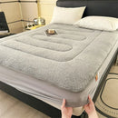 Axyaa Thickened Lamb Wool Mattress: Warm & Washable, Dust Protective Cover