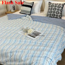 Axyaa Summer Cotton Quilt: Wrinkled Yarn Air Conditioner Thin Quilt, Machine Washable