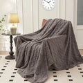 Axyaa Luxe Fleece Blanket: Ultra-Soft Plush Bed Couch Throw Cozy Flannel Air-Conditioning Blanket