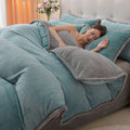 Axyaa Deluxe Coral Fleece Four-Piece Bedding Set - Winter Warmth