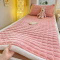 Axyaa Winter Velvet Bedspread King Size Quilted Mattress Pad