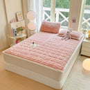 Axyaa Winter Warm Plush Mattress Topper - Super Soft & Cozy Foldable Bed Cover