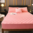 Axyaa Plush Quilted Mattress Cover | Soft & Warm Bed Fitted Sheet | Queen King Size