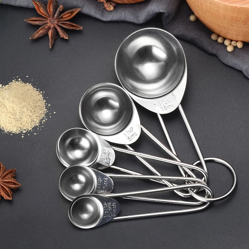 Axyaa Stainless Steel Measuring Spoons Set Kitchen Scoops