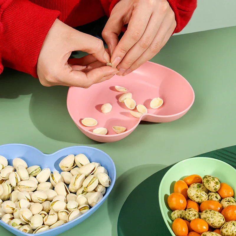 Axyaa Heart-Shaped Snack Plate Set of 6