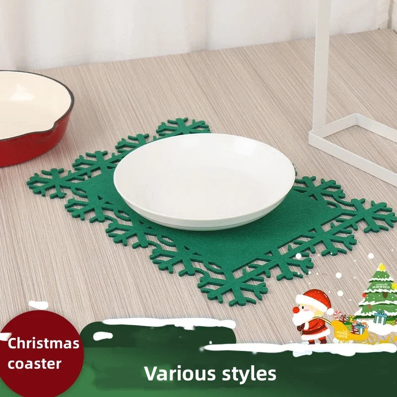 Christmas Snowflake Felt Coaster Set by Axyaa