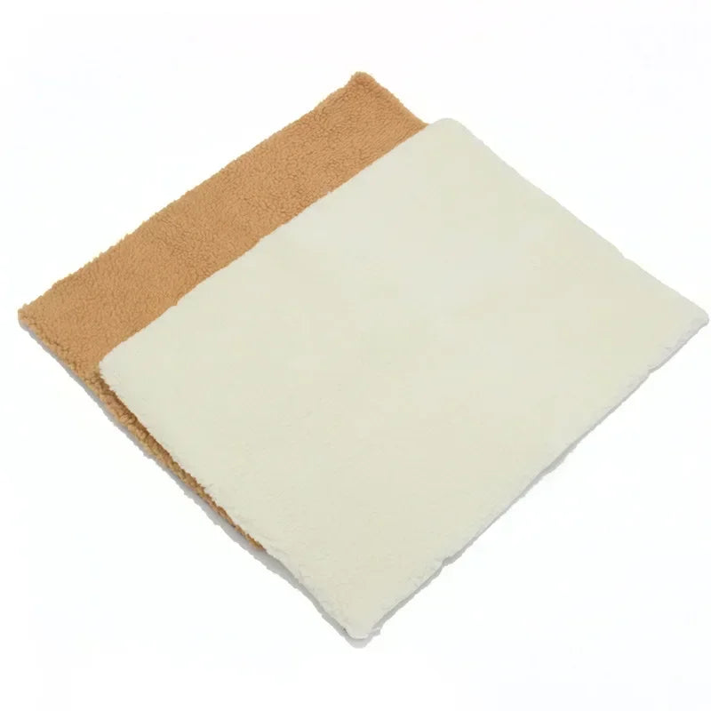 Axyaa Self-Heating Anti-Slip Pet Blanket for Cats and Dogs