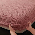 Axyaa Velvet Mattress Cover: Soft & Non-Slip Fitted Bed Sheet Protector for Bedroom