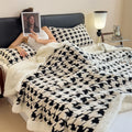 Axyaa Houndstooth Fleece Blanket Set & Pillowcase - Double Layer Thick Warm Blanket for Bed & Sofa