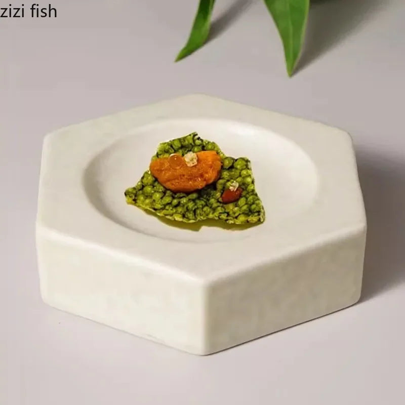Axya Hexagonal Ceramic Dinner Plate: Molecular Cuisine Speciality Tableware
