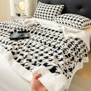 Axyaa Houndstooth Jacquard Fleece Blanket: Cozy Sofa Bed Throw for Spring & Autumn