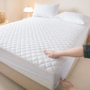 Axyaa Waterproof Quilted Mattress Protector - Non-slip Fitted Sheet Pad - 140/160/180/200