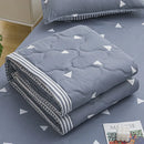 Axyaa Daisy Print Quilted Summer Quilt Set - Soft, Breathable, Washable, Comfortable