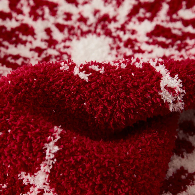 Axyaa Snowflake Houndstooth Christmas Blanket 51x63in Warm Microfiber Throw for Home