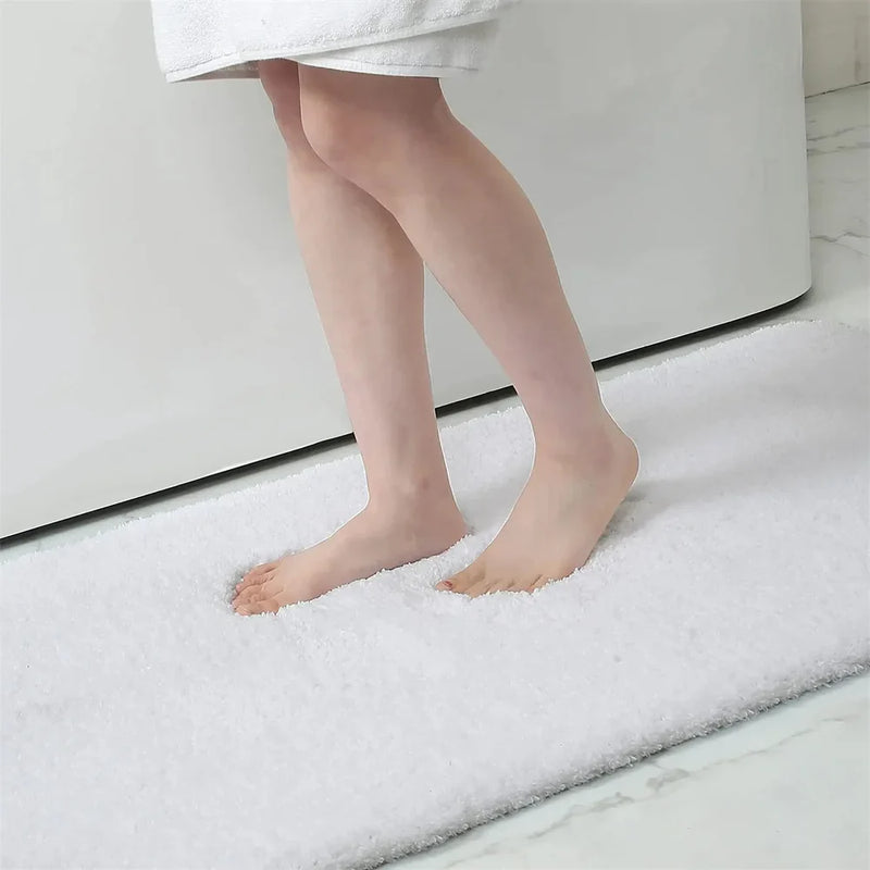 Axyaa Plush Bathroom Rug: Absorbent, Quick Dry, Non-Slip Floor Mat