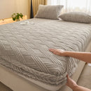 Axyaa Velvet Jacquard Fitted Mattress Protector for Single Double Beds