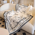 Axyaa Luxe Floral Fleece Throw Blanket with "LOVE" Motif, Black & Whiteucer标题