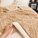Axyaa Velvet Bed Blanket Luxury Comforter, Thick & Warm, Machine Washable