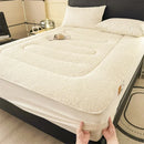Axyaa Thickened Lamb Wool Mattress: Warm & Washable, Dust Protective Cover
