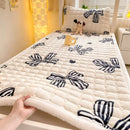 Axyaa Winter Velvet Bedspread King Size Quilted Mattress Pad
