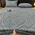Axyaa Taffeta Velvet Jacquard Bed Cover - Winter Warm Anti-Static Fitted Sheet