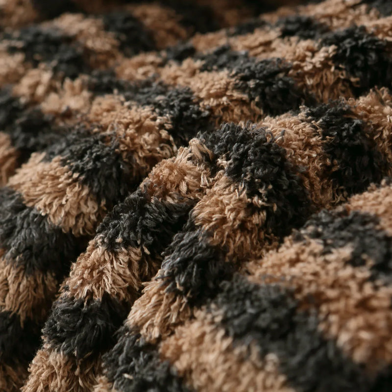 Axyaa Camel Brown Fleece Throw Blanket 130x170cm - Luxury Ultra-Plush for Home Office