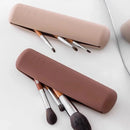 Axyaa Silicone Eyeshadow Brush Storage Bag: Waterproof & Portable Makeup Holder