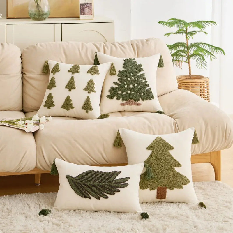 Axyaa Christmas Tufted Cushion Cover with Tassel Pillowcase, Holiday Decor 45x45/30x50cm
