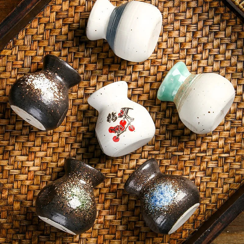 Axya Ceramic Toothpick Holder: Retro Style Quirky Table Ornaments
