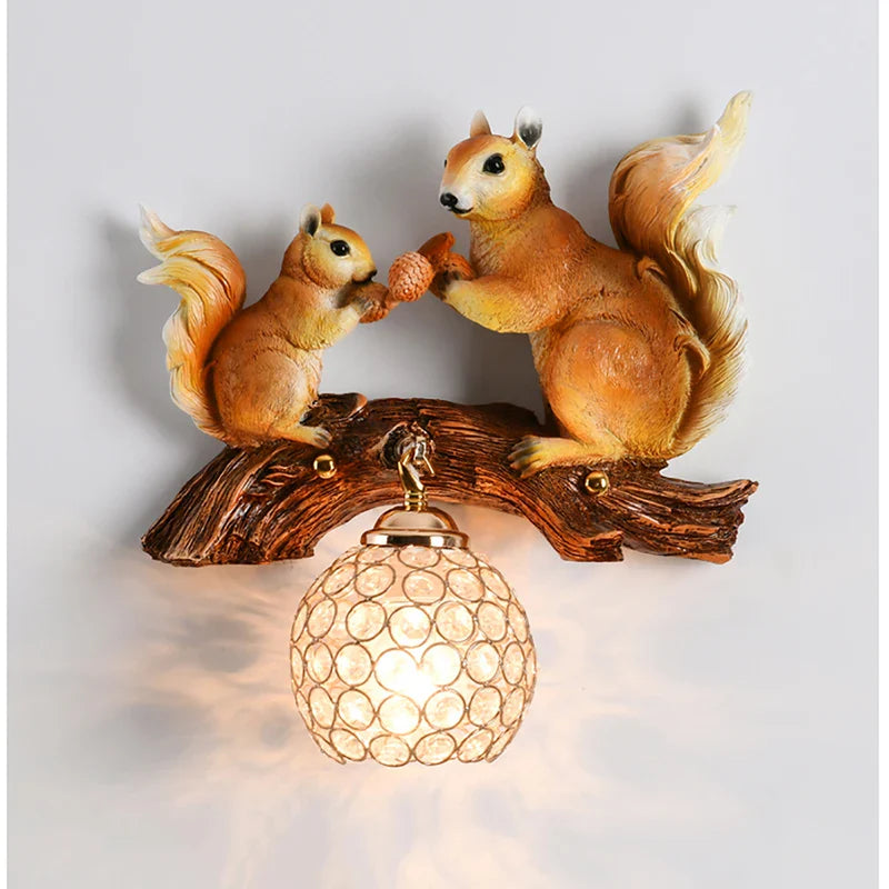 Axya Resin Squirrel LED Wall Lamp: Modern, Exquisite Decorative Art Light for Living Room