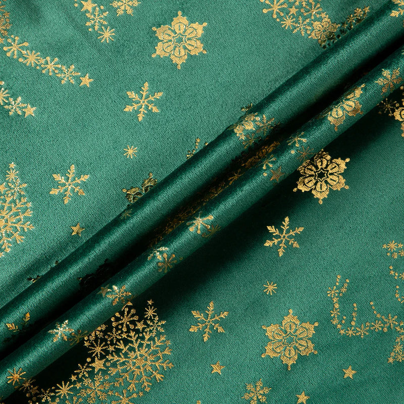 Axyaa Christmas Deer Snowflake Velvet Pillow Cover in Red Green, 30x50cm 45x45cm 50x50cm