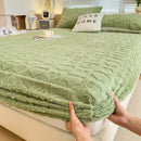 Axyaa Velvet Bed Sheet Set - Fitted Sheet + 2 Pillowcases - Winter Mattress Cover