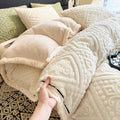 Axyaa Velvet Carved Duvet Set 4Pcs Bedding Set Plush Fleece Warm Softness