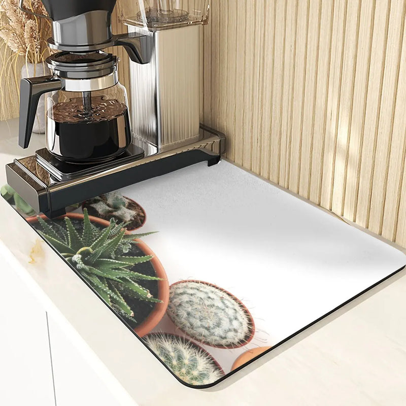 Axyaa Cactus Silicone Coasters Set for Kitchen Table - Absorbent Drying Mat