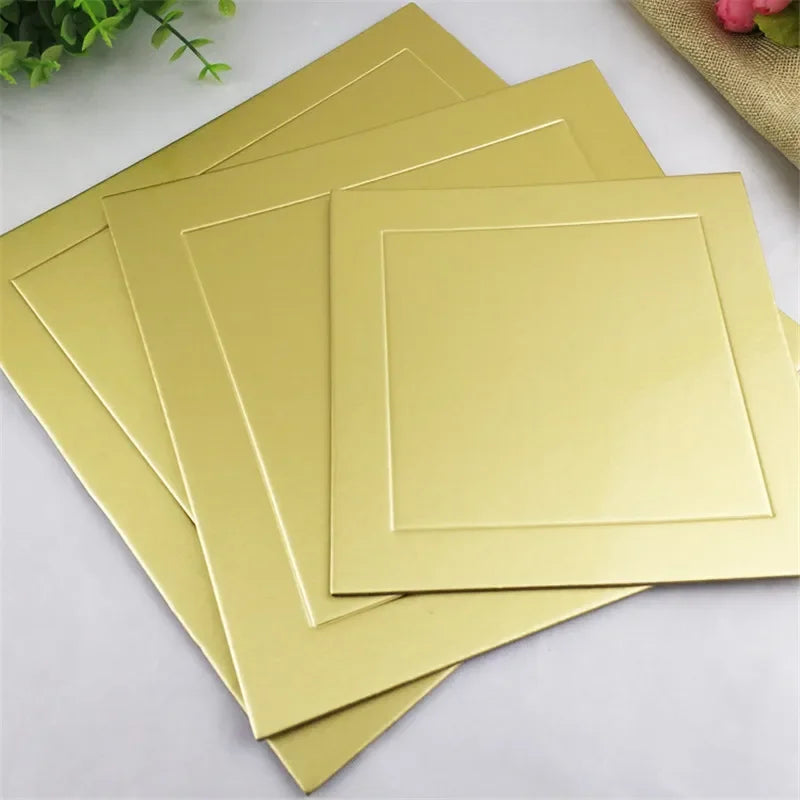 Axya Gold Cake Boards Set for Elegant Displays and Baking